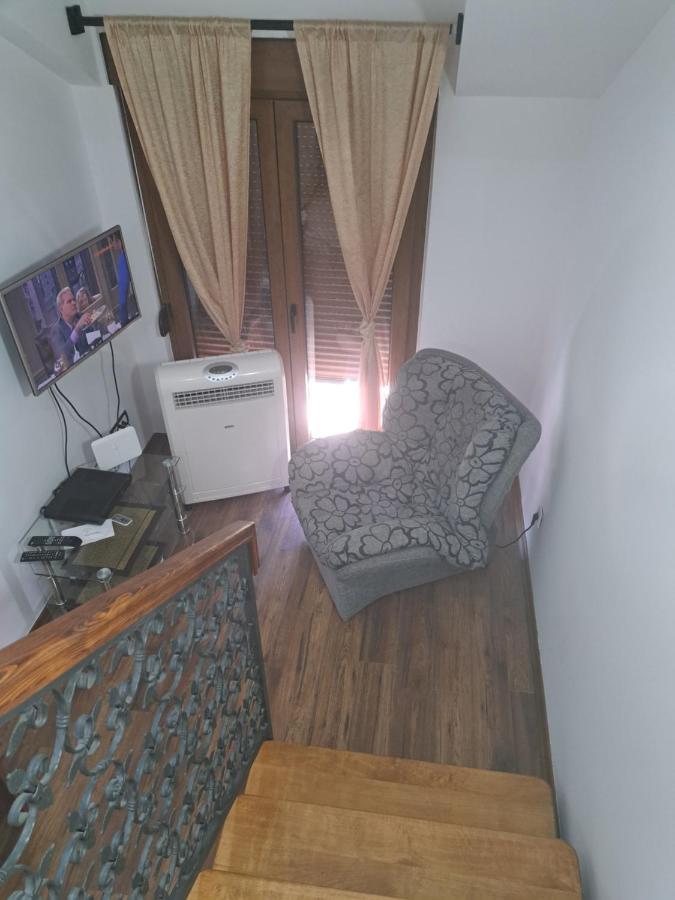 Apartmani Mia Vuksanovic Cetinje Extérieur photo