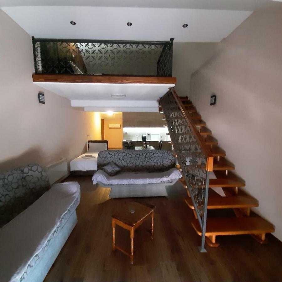 Apartmani Mia Vuksanovic Cetinje Extérieur photo